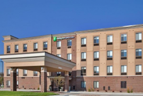 Holiday Inn Express Hotel and Suites Lincoln Airport, an IHG Hotel